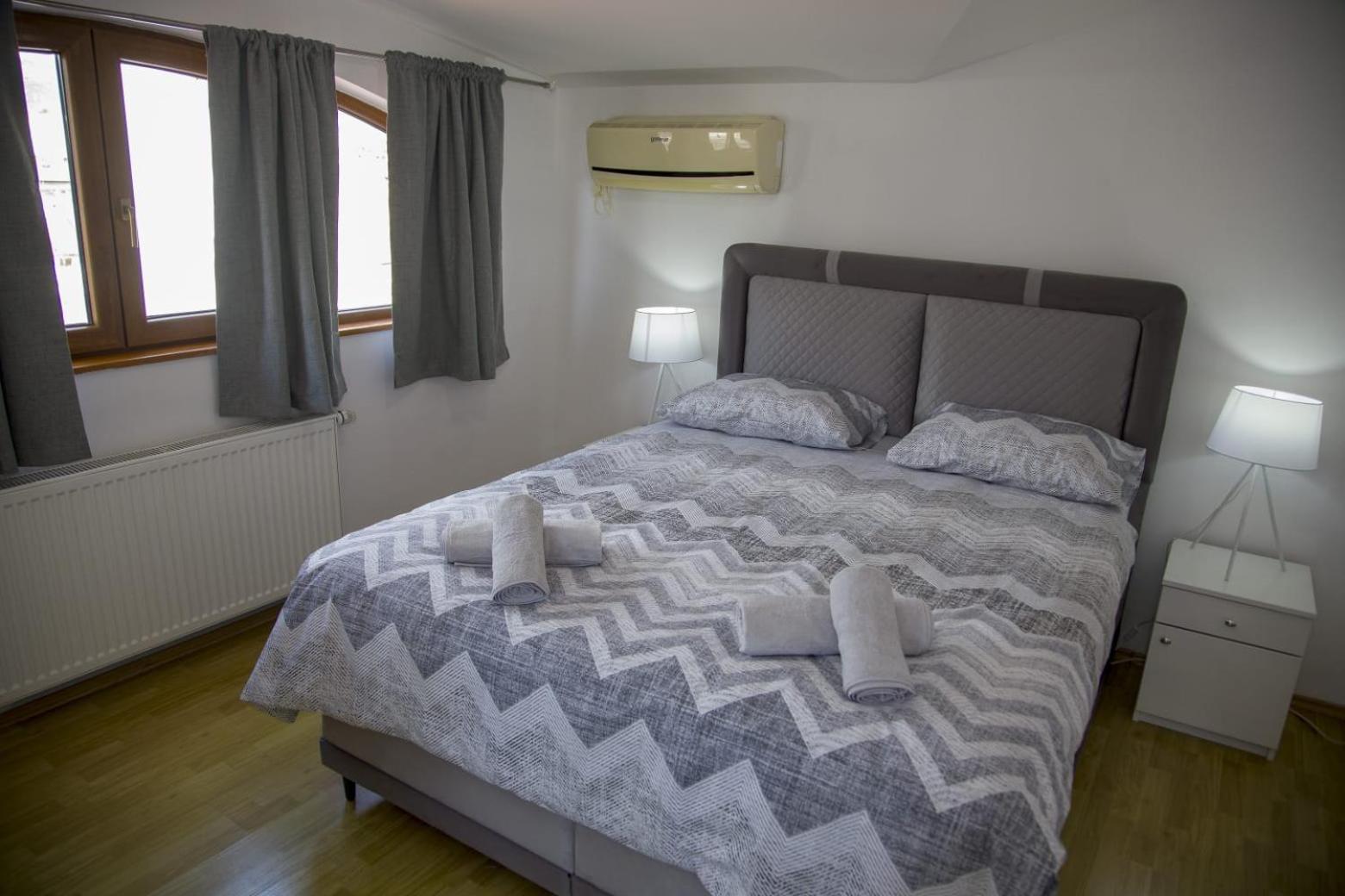 Apartmani Kamelia Мостар Экстерьер фото